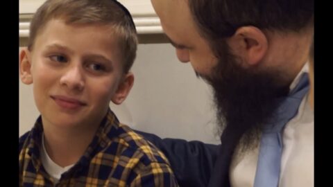 Le nouveau clip de Shmouel Shapiro "Ahavat Israël"