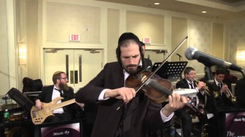 Nigoun "Hop Kozak" par le violoniste Shimon Weitzhandler