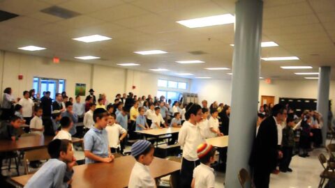 Le Grand Rabbin d'Israël, Rav David Lau rend visite à la communauté Loubavitch de Washington