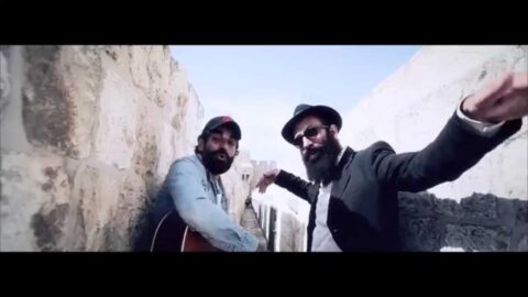 Shmoolik chante "Retour à Sion"