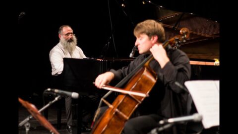 SLOVAQUIE : Grand concert de Nigounim Habad avec le Chalia'h Rav Barou'h Myers au piano