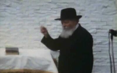 Vidéo du Rabbi : Nigoun "Le'hat'hila Ariber" à un Kinous pour enfants