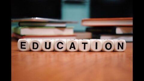 Toldot 5777 : "Existe-il un "mauvais" enfant ? Education : mode d'emploi" par le Rav Yossi Amar