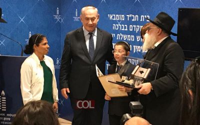 INDE: Binyamin Netanyahou est accueilli au Beth Habad de Mumbai