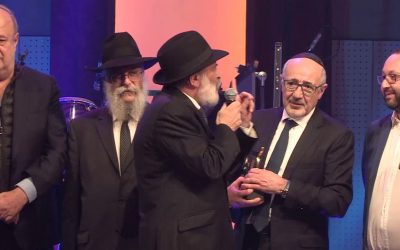 Gala 2018 du Beth Loubavitch 2018 : Remise du Trophée des 50 ans à Actualité Juive