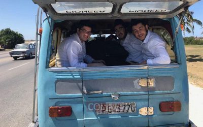 CUBA: Sept jeunes étudiants Loubavitch et la révolution spirituelle cubaine