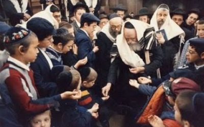 EDUCATION : Protéger nos enfants matériellement et spirituellement – Rav Michael Abichid