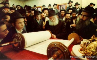8 rouleaux de la Torah aussi extraordinaires et divers que le peuple juif