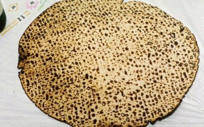 Quelle bénédiction faire sur les Matsot après Pessah ? – Rav Michael Abichid