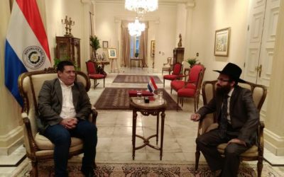 Le Rav Levi Feigelstock, Chalia&rsquo;h du Rabbi au Paraguay rencontre le président Manuel Horacio Cartes Jara