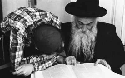 Le 15 Elloul 5657-1897,  le Rabbi Rachab fonda la première Yéchiva Tom’heï Temimim