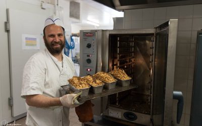Séminaire du Beth Loubavitch aux Deux Alpes : La cantine, par Haim Amar