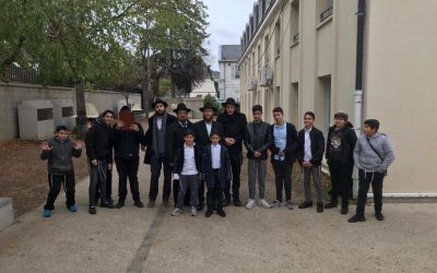 Les élèves de Metsouyanim se sont rendus à la Yechiva Tomehei Temimim de Brunoy, en l’honneur de Haf Hechvan