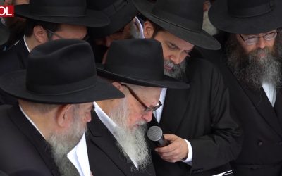 Lecture du Pan Klali au Ohel – Kinous Hachlou&rsquo;him 5779