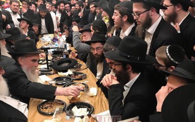 Farbrenguen du 14 Kislev dans la petite Shul du 770, avec le Rav Avraham Chemtov