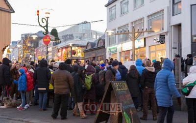 Pour la toute première fois, une Menorah géante de Hanouccah est allumée dans le centre-ville de Reykjavik, capitale d&rsquo;Islande