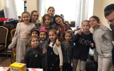 Fête de Tou Bichvat pour les enfants au Beth Habad d&rsquo;Alfortville dirigé par le Rav Menaché Schoukroun
