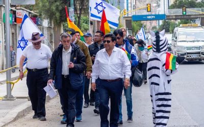 Bolivie : Le Chaliah du Rabbi à La Paz participe à une « Marche des Vivants » à la mémoire des martyrs de l’Holocauste