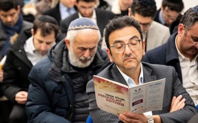 Pourim au Beth Habad de La Défense :  Plus de 500 personne aux lectures non-stop de la Meguila