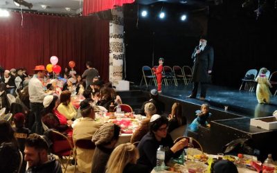 Pourim 5779 à Paris :  Repas de Pourim organisé par le Rav Moché Cohen du Beth Habad du 11ème