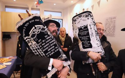 Inauguration d’un nouveau Sefer Torah au Beth Habad voltaire Paris 11