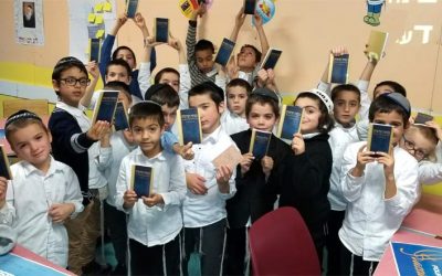 VIDEO. Le mot sur la Paracha Pekoudé, par des élèves du « primaire garçons » de Beth Rivkah
