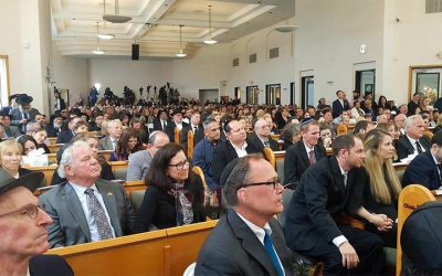 Rassemblement à l&rsquo;occasion des obsèques de Lori Kaye, sauvagement assassinée lors de la fusillade au Beth Habad de Poway