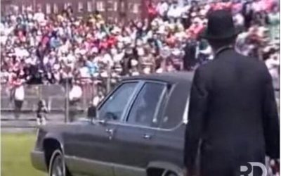 Vidéo exclusive du Rabbi Lag Baomer 1991, lors de sa visite au Maple Street Park