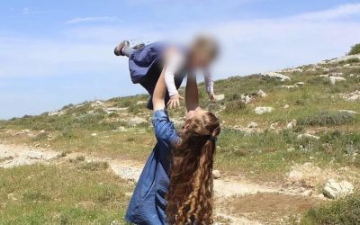 Attentat en Israël :  Rina Schnav, 17 ans, a été assassinée, son frère de 19 ans et son père sont grièvement blessés