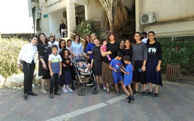 Dans le nord d’Israël, onze filles ‘Habad ne savent pas si elles pourront commencer la nouvelle année scolaire