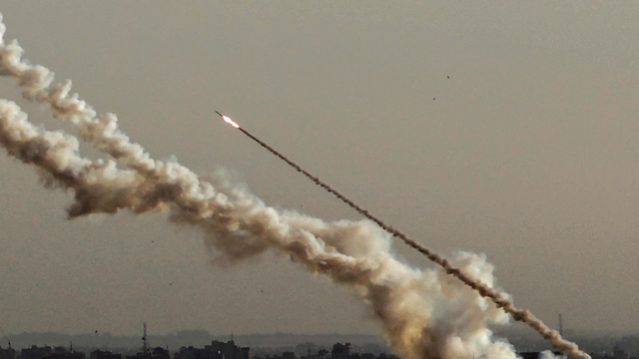 Mercredi midi, le Hamas tire trois roquettes alors que de nombreux enfants fréquentaient les écoles et les meternelles