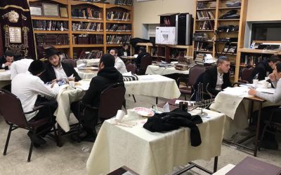 Crown Heights : Seder d’étude des Si’hot du Rabbi organisé par les Bahourim français de Hoveivei Torah pour le Yortsait du Rav Chmouel Azimov