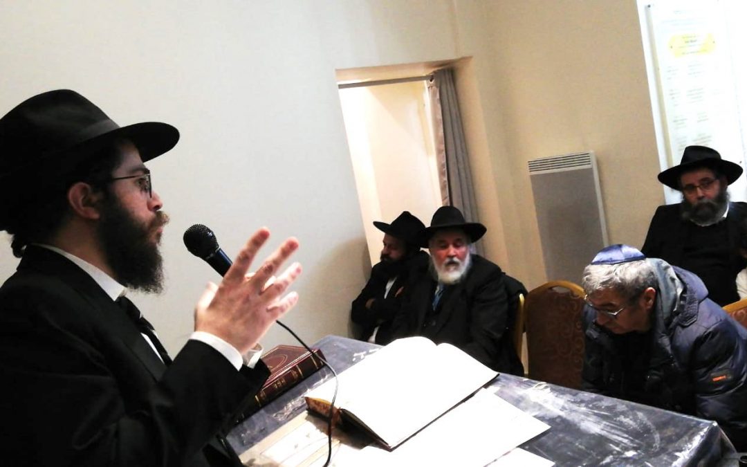Photos du jour : Mélavé Malka – Conférence au Beth Habad d’Alfortville, avec le Rav Itshak Altabé