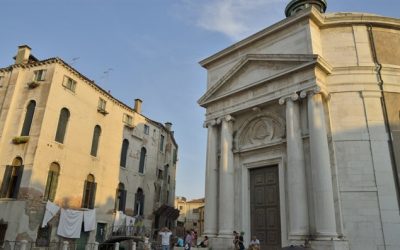 Italie: la prière communautaire devient interdite dans certaines régions