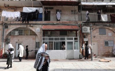 Les restrictions sur les quartiers orthodoxes de Jérusalem au taux élevé d&rsquo;infections entrent en vigueur
