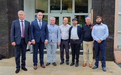 Ukraine : M. Oleg Singovov, chef du district de Haditch, rencontre le Chalia&rsquo;h, Rav Shneor Deutsch