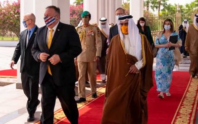 Historique : Le ministre bahreïni des Affaires étrangères, Abdullatif bin Rashid Al-Zayani, se rendra en Israël pour la première fois mercredi