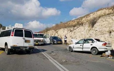 Quatre Israéliens blessés dont un grièvement, lors d’une attaque par jet de pierres dans le Shomrone