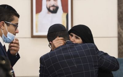 Les Emirats arabes unis aident deux familles juives yéménites à se réunir après des décennies de séparation