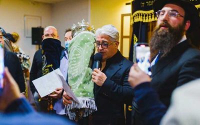 Roumanie : Inauguration d’un Sefer Torah à Klausenburg, pour la première fois depuis la seconde guerre mondiale