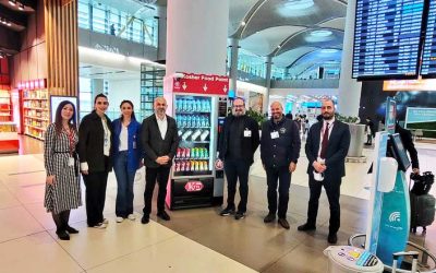 Photo du jour en Turquie : Un distributeur de produits Cachers dans l’aéroport d’Istaboul