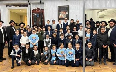 Un groupe d’élèves du ‘Heder Loubavitch de Paris s’est rendu chez le Rabbi