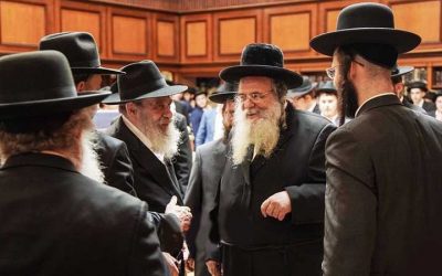 Le Rav Shaul Alter, Roch Yechiva de Gur et chef d’une faction de Gerrer Hassidim, visite la Yechiva Habad de Los Angeles