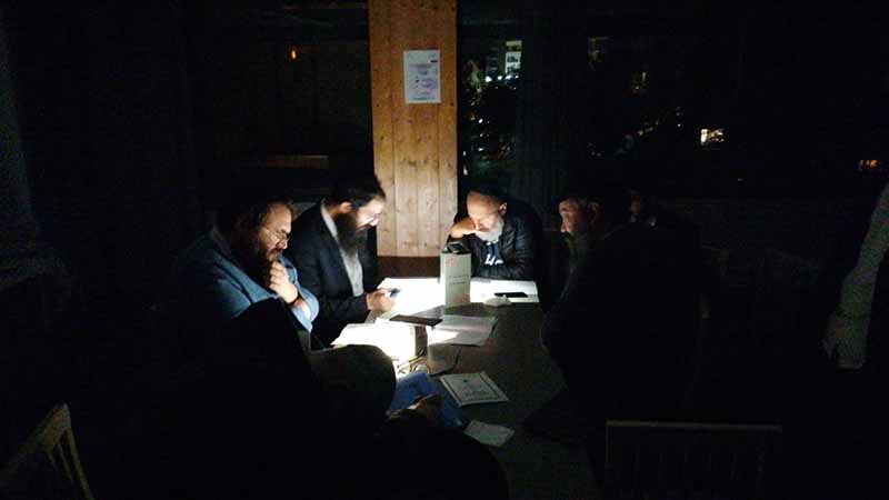 « Esh Tamid Toukad Al Hamizbeah, le Feu permanent… », Seder étude des Sihot jeudi soir au séminaire des 2 Alpes