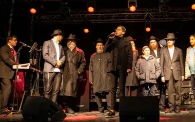 Montréal : la communauté juive assiste à un grand Simhat Beth Hachoeva