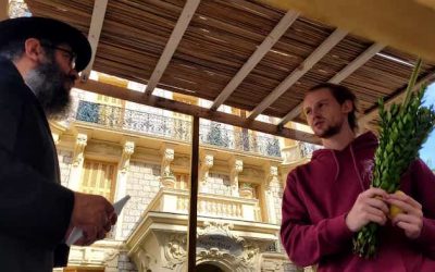 Souccot à Nice : Plus de 100 étudiants se sont rendus dans la Souccah mobile de la Maison des Jeunes