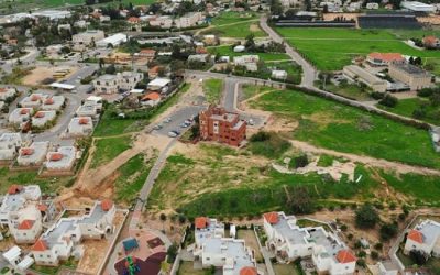 Kfar Habad pourrait bénéficier d’une compensation financière grâce à une nouvelle proposition de loi