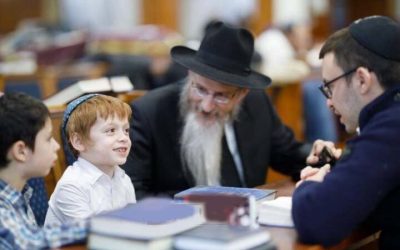 Une soirée spéciale pour les pères et les fils à Moscou : renforcer les liens familiaux grâce à l’étude de la Torah