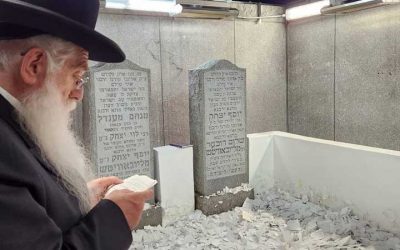 Le Rav Meir Porush, ministre des Affaires de Jérusalem et de la Tradition juive, s&rsquo;est rendu au Ohel du Rabbi