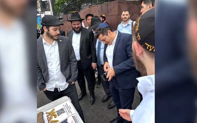 Le ministre israélien de la Diaspora, Amichai Shikli, visite le 770 et les institutions Loubavitch à Crown Heights